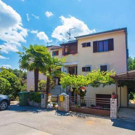 アパート Pleasure ポレッチ